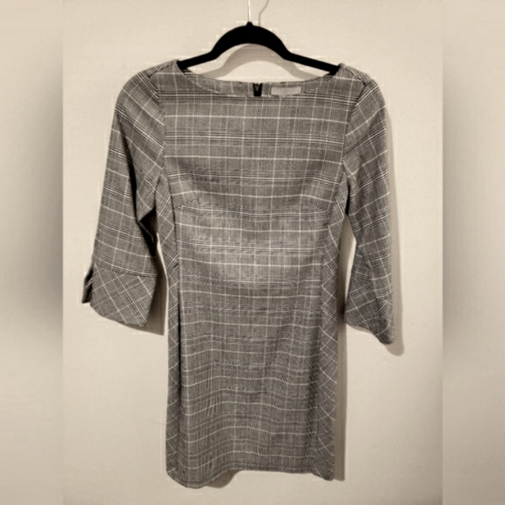 H&M Black and white boat neck, plaid dress with bell slit sleeve